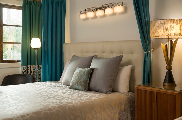 Cama grande de matrimonio con colchón 160x200